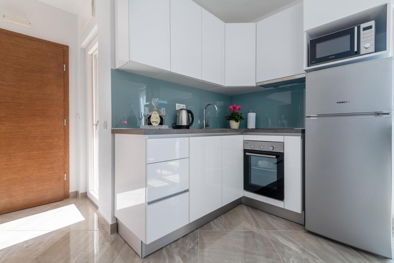 Sunny Apartment Maslina Duba Bagian luar foto