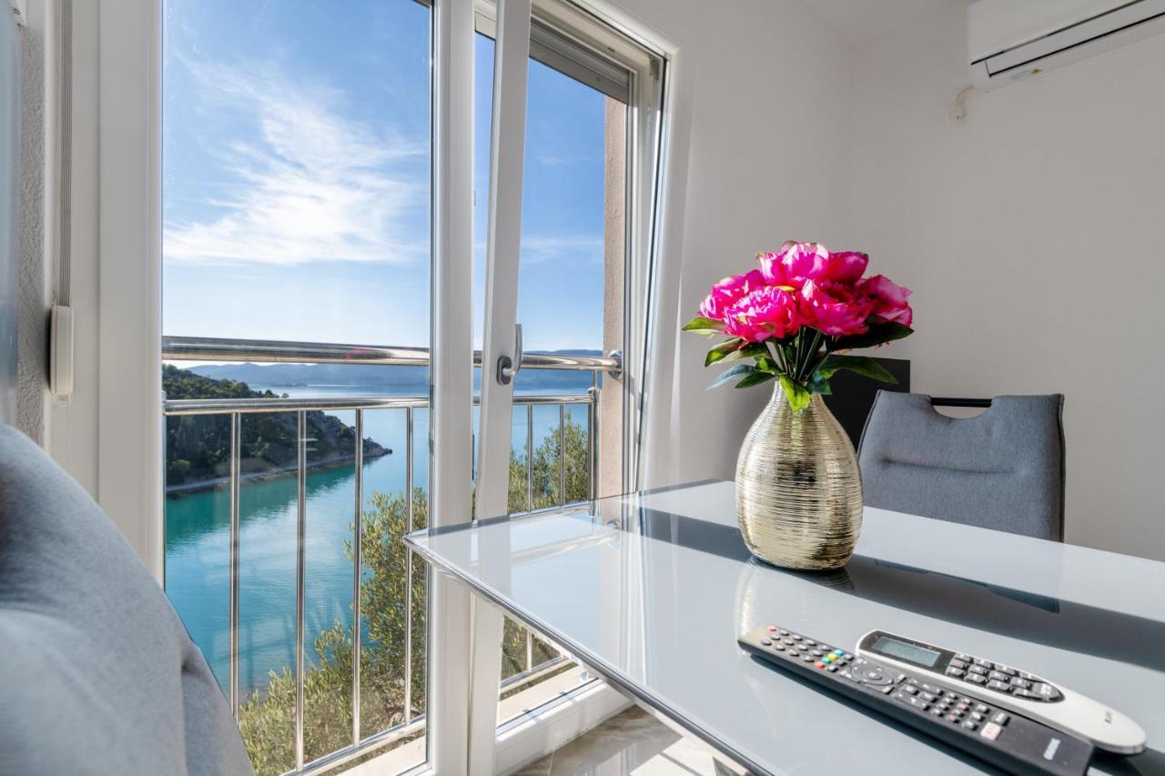 Sunny Apartment Maslina Duba Bagian luar foto